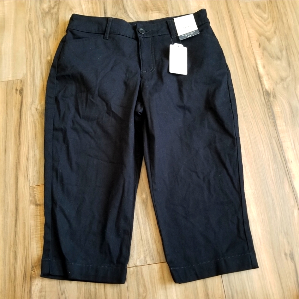 St John's Bay women's Capri size 4P